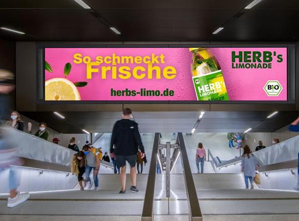 慕尼黑車站廣告